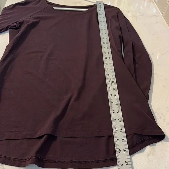 Lululemon long sleeve shirt - Picture 7 of 11